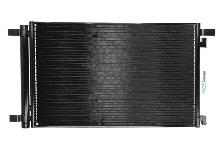 Condensatoare - Radiator AC (uscator) potrivit CITROEN DS4; PEUGEOT 308, 308 I, RCZ 1.6 2010-2015