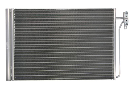 Condensatoare - Radiator AC (uscator) potrivit LAND ROVER RANGE ROVER III 3.0D/4.4 2002-2012