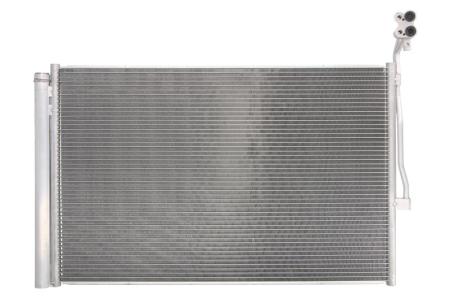 Condensatoare - Radiator AC (uscator) potrivit VW TOUAREG 3.0D-4.2D 2010-2018