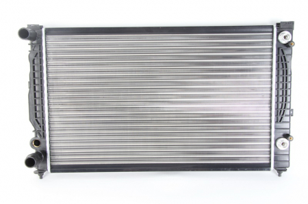 Racire motor - Radiator apa racire motor potrivit AUDI A4, A6; VW PASSAT 2.4/2.5D/2.8 1995-2005 - (transmisie automata)