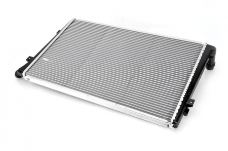 Piese Auto - Radiator apa racire motor (transmisie automata/manuala) AUDI A3; SEAT ALTEA, ALTEA XL, LEON, TOLEDO III; SKODA OCTAVIA II, SUPERB II; VW CADDY III, EOS, GOLF PLUS, GOLF V 1.9D/2.0D dupa 2003