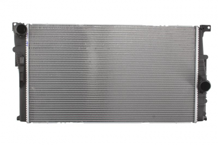 Radiator apa racire motor (transmisie manuala) BMW Seria 1 (F20), 1 (F21), 2 (F22, F87), 2 (F23), 3 (F30, F80), 3 (F31), 3 GRAN TURISMO (F34), 4 (F32, F82), 4 (F33, F83), 4 GRAN COUPE (F36) 0.65H-3.0 