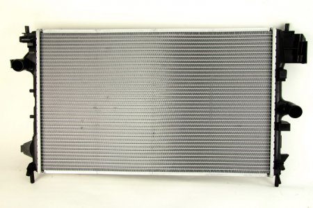 Piese Auto - Radiator apa racire motor (transmisie manuala) CADILLAC BLS; FIAT CROMA; OPEL SIGNUM, VECTRA C, VECTRA C GTS; SAAB 9-3 1.9D dupa 2004