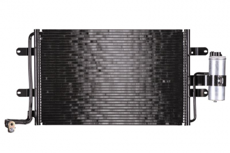 Piese Auto - Radiator clima AC cu uscator AUDI A3, TT; SEAT LEON, TOLEDO II; SKODA OCTAVIA I; VW BORA, GOLF IV 1.4-2.8 intre 1996-2013