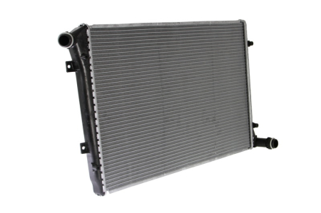 Radiator motor potrivit AUDI A3; SEAT ALTEA, ALTEA XL, LEON, TOLEDO III; SKODA OCTAVIA II, SUPERB II; VW CADDY III 1.9D/2.0D 2003-2013 (automat/manual, cu primele elemente potrivite) [1]