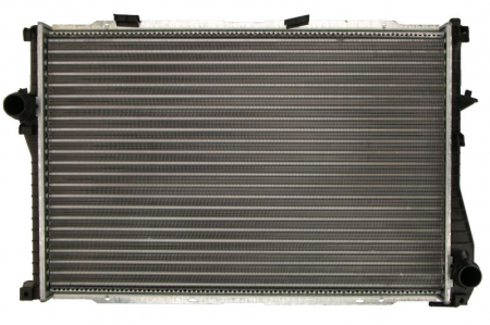 Radiator apa - Radiator motor potrivit BMW 5 (E39), 7 (E38) 2.0-4.4 pana in 2004 - (Automat/Manual)