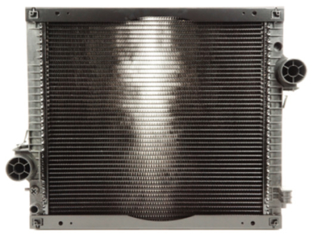 Radiator motor potrivit JOHN DEERE 100, 110, 200, 210, 300, 310, 310L, 400, 410L, 500, 510, 600, 6000, 6003, 6010, 6010 SE, 6020, 6020 SE, 6030, 6040, 6090MC, 6090RC (cu carcasa) [2]