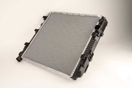 Radiator apa - Radiator motor JELCZ 081; potrivit MERCEDES VARIO (B667, B670, B668) OM904.908/OM904.923 1996-2013 - (fara cadru)