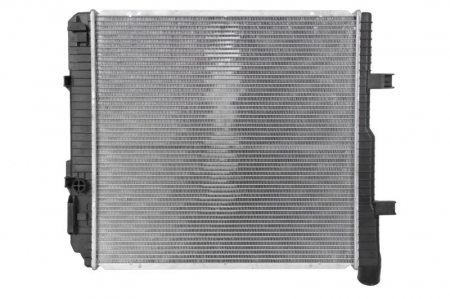 Radiator motor (fara cadru) potrivit MERCEDES VARIO, VARIO (B667, B670, B668), VARIO (B670), VARIO (B670, B668, B667) OM900.917-OM904.964 09.96- [1]