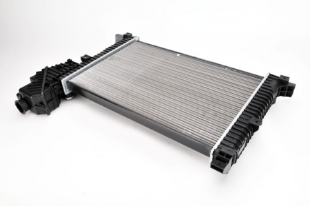 Radiator motor (Manual) potrivit MERCEDES SPRINTER 2-T (B901, B902), SPRINTER 3-T (B903), SPRINTER 4-T (B904) 2.3-2.9D [2]
