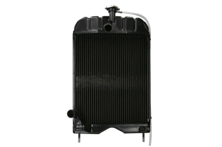 Radiator apa - Radiator motor potrivit URSUS 2812, 3512, 3514; MASSEY FERGUSON 133, 135, 135 V, 140 (3 CYL), 140 SUPER (3 CYL), 145, 145 S, 145 V, 148, 152, 152 F, 152 S, 152 V, 1140, 1230, 1240, 1250