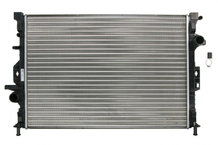 Radiator apa - Radiator motor potrivit VOLVO S60 II, S80 II, V40, V60 I, V70 III, V70 III/KOMBI, XC60 I, XC70 II; FORD C-MAX II, FOCUS III, FOCUS III/HATCHBACK, GALAXY II, GALAXY MK II 1.5-4.4