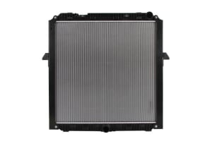Radiator apa - Radiator racire motor cu rama EURO 6 potrivit MERCEDES ACTROS MP4 / MP5, ANTOS, AROCS 471.943-OM936.916 dupa 2011
