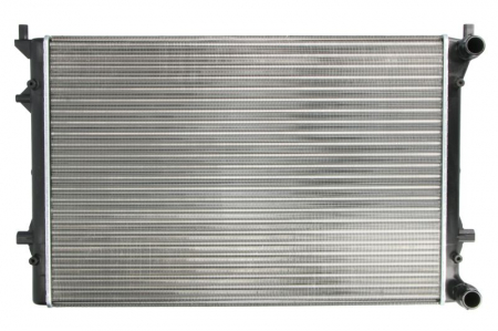 Radiator apa - Radiator racire motor potrivit AUDI A3, TT; SKODA SUPERB II; VW CC B7, EOS, GOLF V, JETTA III, JETTA IV, PASSAT B6, PASSAT B7, PASSAT B7/KOMBI 2.5/3.2/3.6 2003-2017 - (manual)