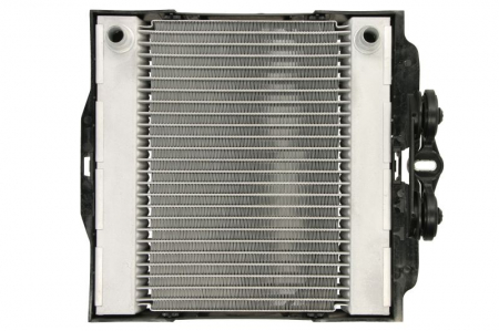 Radiator apa - Radiator racire motor potrivit BMW 5 (F10), 5 (F11), 5 GRAN AutoturismO (F07), 6 (F12), 6 (F13), 6 GRAN COUPE (F06), 7 (F01, F02, F03, F04) 3.0-4.4 2008-2018