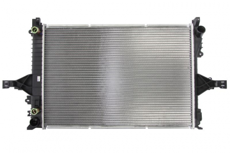 Radiator apa - Radiator racire motor potrivit VOLVO S60 I, S80 I, V70 II, XC70 I 2.0-3.0