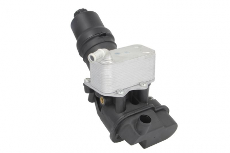 Radiator ulei (cu carcasa filtru) potrivit AUDI A1, A3, A4 B7, A6 C6, TT; SEAT ALTEA, ALTEA XL, EXEO, EXEO ST, LEON, TOLEDO III; SKODA OCTAVIA II; VW EOS, GOLF PLUS V, GOLF V, GOLF VI 2.0 05.03-11.17 [0]