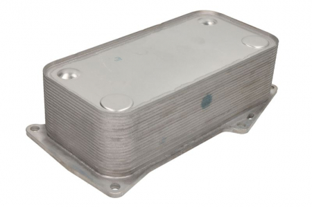 Radiator ulei potrivit FENDT 208 S FARMER, 209 F VARIO, 209 FA VARIO, 209 P VARIO, 209 PA VARIO, 209 S FARMER, 209 V VARIO, 209 VA VARIO, 209 VARIO, 210 F VARIO, 210 FA VARIO, 210 P VARIO [0]