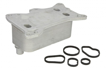 Radiator ulei potrivit MERCEDES A (W176), B SPORTS TOURER (W246, W242), CLA (C117), CLA SHOOTING BRAKE (X117), GLA (X156), SPRINTER 3,5-T (B907), SPRINTER 3,5-T (B907, B910) 1.8D/2.2D 11.11- [1]