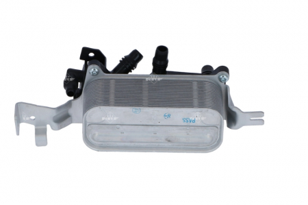 Radiator ulei termoflot (cu carcasa filtru ulei ; cu garnitura) potrivit BMW Seria 5 (F10), 5 (F11), 5 GRAN TURISMO (F07), 6 (F12), 6 (F13), 6 GRAN COUPE (F06), 7 (F01, F02, F03, F04) 2.5/3.0/4.4 06.0 [1]
