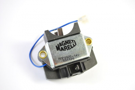 Alternatoare Electromotoare - Regulator alternator potrivit VOLVO 240; CITROEN AX, BX, C15/MINIVAN, C25, CX I, CX II, VISA; PEUGEOT 104, 204, 205 I, 205 II, 205/HATCHBACK, 304, 305 I, 305 II, 309 I 0.9-2.8 1965-2000 - (14V)