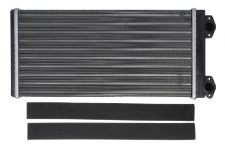 Schimbator caldura incalzire habitaclu - Schimbator caldura incalzire habitaclu potrivit VOLVO FL10, FL7 D10A320-TD73ES 1985-1998 (370x195x42mm)