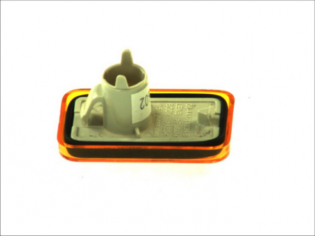 Semnalizator fata Dreapta potrivit AUDI 80 B2, 80 B3, 80 B4, 90 B2, 90 B3, CABRIOLET B3, COUPE B2, COUPE B3, QUATTRO; VW ARTEON 1.4-2.8 dupa 1978 1982-1993 (portocaliu) [1]