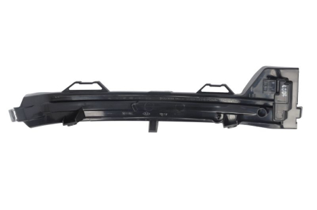 Semnalizator oglinda laterala stanga LED potrivit CITROEN C3 III, C4 CACTUS; LANCIA YPSILON L21; OPEL CORSA F; PEUGEOT 2008 I, 208 I, 208 II 03.12- [1]