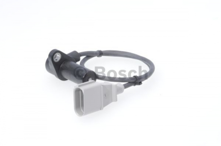 Injectie centrala/comanda - Senzor impulsuri arbore cotit AUDI A6, A8; VW TOUAREG 3.3D-4.2D intre 1994-2010