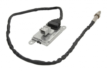 Senzor NOx (dupa convertor catalitic) potrivit MERCEDES EURO 6 potrivit MERCEDES ACTROS MP4 / MP5, ANTOS, AROCS, ATEGO 3, ECONIC 2, UNIMOG 471.943-OM936.974 07.11- [1]