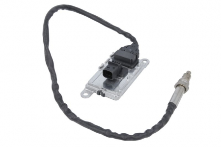 Senzor NOx potrivit MERCEDES potrivit MERCEDES ACTROS MP4 / MP5, ANTOS, AROCS, ATEGO 3, ECONIC 2, UNIMOG 471.943-OM936.974 dupa 2011 (inainte de catalizator, M20) [1]