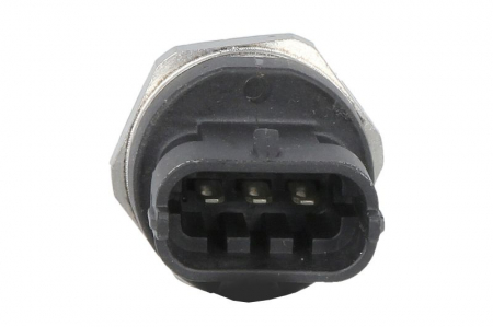Senzor presiune combustibil potrivit CASE IH 7120, 7140, 8010, 9010, 9010B, 6140 CVT; NEW HOLLAND T8.275, T8.300, T8.320, T8.330, T8.350, T8.360, T8.380, T8.390 [1]