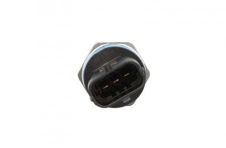 Senzor presiune combustibil rampa NISSAN INTERSTAR, PRIMASTAR; RENAULT ESPACE IV, GRAND SCENIC II, LAGUNA, LAGUNA II, LAGUNA III, LATITUDE, MASTER II, MEGANE II, SCENIC II, TRAFIC II 2.0D/2.5D/3.0D du [1]