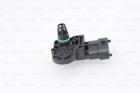 Senzor presiune galerie admisie potrivit IVECO EUROCARGO I-III, STRALIS, TRAKKER, URBANWAY, DAILY CITYS, DAILY IV, DAILY LINE, DAILY V, DAILY VI; ABARTH 500 / 595 / 695 1.4-7.8D dupa 2004 - (4 pini) [3]