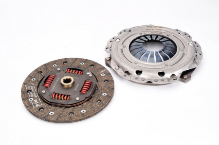 Ambreiaj - Set ambreiaj (205mm) OPEL ASTRA G, ASTRA H, ASTRA H GTC, COMBO, COMBO TOUR, CORSA C, MERIVA A, SIGNUM, TIGRA, VECTRA B, VECTRA C, VECTRA C GTS, ZAFIRA A, ZAFIRA B; SAAB 9-3 1.6-1.8 