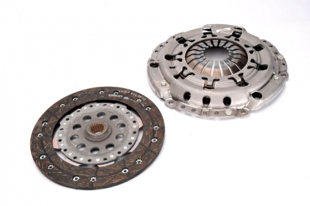 Ambreiaj - Set ambreiaj (228mm) VOLVO C30, C70 II, S40 I, S40 II, S60 I, S80 I, V40, V50, V70 II 1.6-2.5 intre 1995-2012