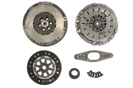 Ambreiaj - Set ambreiaj (230mm) potrivit BMW 1 (E82), 1 (E88), 3 (E90), 3 (E91), 3 (E92), 3 (E93), 5 (E60), 5 (E61), Z4 (E85), Z4 (E89) 2.5/3.0 10.04-10.13