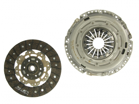 Ambreiaj - Set ambreiaj cu autoreglare (240mm) AUDI A3, Q3; SEAT ALHAMBRA, ALTEA, ALTEA XL, LEON, TOLEDO III; SKODA OCTAVIA II, SUPERB II, YETI; VW BEETLE, CADDY ALLTRACK, CADDY III 1.6D/1.9D/2.0D dupa 2003