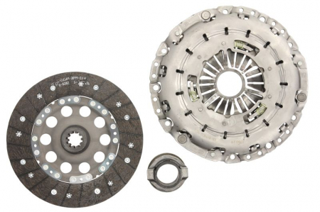 Ambreiaj - Set ambreiaj cu autoreglare cu rulment (240mm) BMW Seria 3 (E46), 5 (E39), 7 (E38), X5 (E53) 3.0/3.5 intre 1996-2006