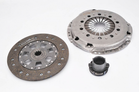 Set ambreiaj cu rulment (240mm) BMW Seria 5 (E34), 7 (E32) 3.0/3.4 intre 1985-1994 Set ambreiaj - Set ambreiaj cu rulment (240mm) BMW Seria 5 (E34), 7 (E32) 3.0/3.4 intre 1985-1994