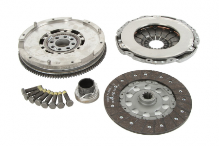 Set ambreiaj - Set ambreiaj potrivit BMW 3 (E36), 5 (E39), 7 (E38), Z3 (E36) 2.5/2.8 01.95-11.01