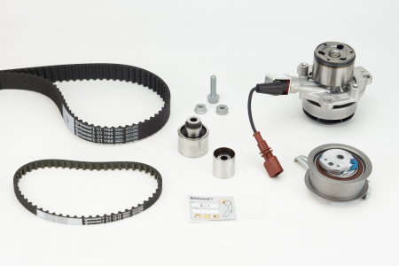 Distributie - Set distributie (curea + intinzator + Pompa apa) potrivit AUDI A1, A3, A4 ALLROAD B8, A4 ALLROAD B9, A4 B8, A4 B9, A5, A6 C7, Q2, Q3, Q5, TT; SEAT ALHAMBRA, ARONA, ATECA 1.6D/2.0D 11.07-