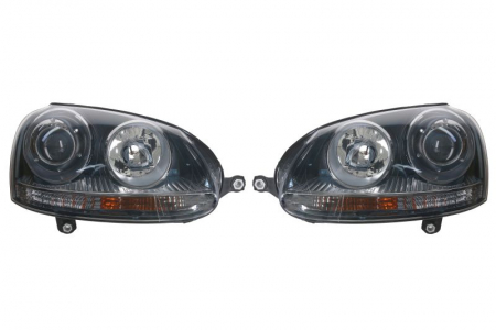 Iluminat auto - Set faruri stanga/dreapta potrivit VW GOLF V, JETTA III 2003-2010 (H7/H7, electric, cu motoras, set, culoare interior: crom)