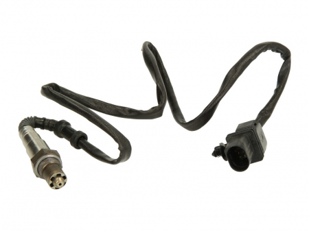 Sonda lambda - Sonda lambda (numar de fire 5, 900mm) incalzit AUDI Q3; SEAT ALTEA, ALTEA XL, LEON, TOLEDO III; SKODA OCTAVIA II, SUPERB II; VW EOS, GOLF PLUS, GOLF V, NEW BEETLE, PASSAT 1.8-6.0 intre 1999-2016