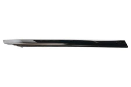 Elemente bara - Spoiler bara Fata Dreapta (Inferior, crom) potrivit VOLVO XC60 II dupa 2023