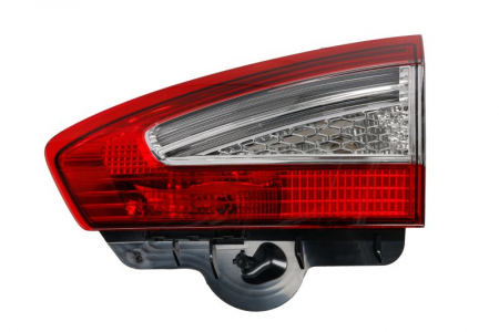 Iluminat auto - Stop Dreapta (partea interioara, LED) potrivit FORD MONDEO IV 03.07-01.15
