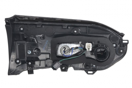 Stop Dreapta (partea interioara, LED) potrivit TOYOTA RAV 4 V 12.18- [1]