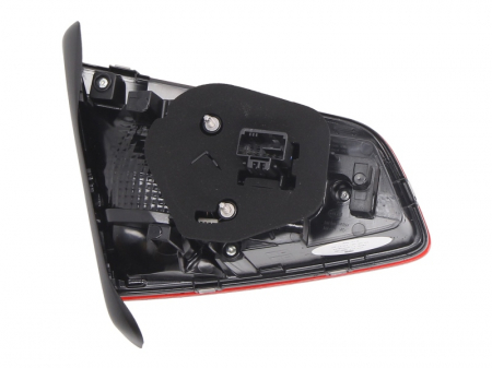 Stop lampa spate dreapta interior LED VW PASSAT B8 Sedan dupa 2014 [1]