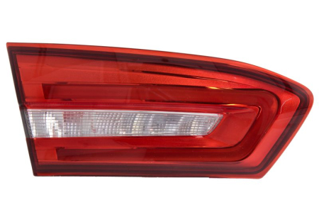 Stopuri - Stop lampa spate Stanga partea interioara, W5W potrivit FORD FOCUS IV Sedan 2018-2021