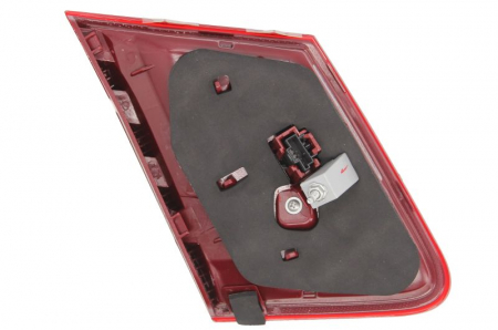 Stop spate Dreapta (partea interioara, LED) potrivit MERCEDES E T-MODEL (S212), E (W212) 01.09-12.16 [1]